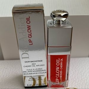 DIOR lip oil in 031 PEACH GLOW 🍑